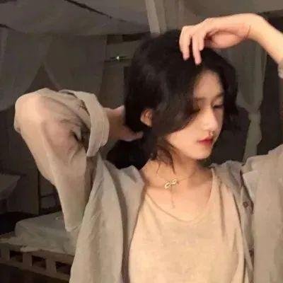 独身女人海报